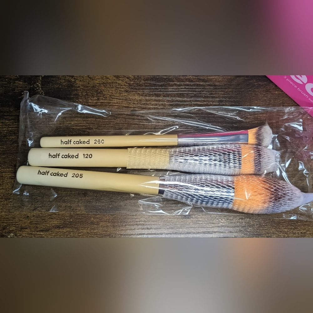 5/75$    HALF CAKED The Essentials: Face Collection 3 Piece Brush - Picture 14 of 14